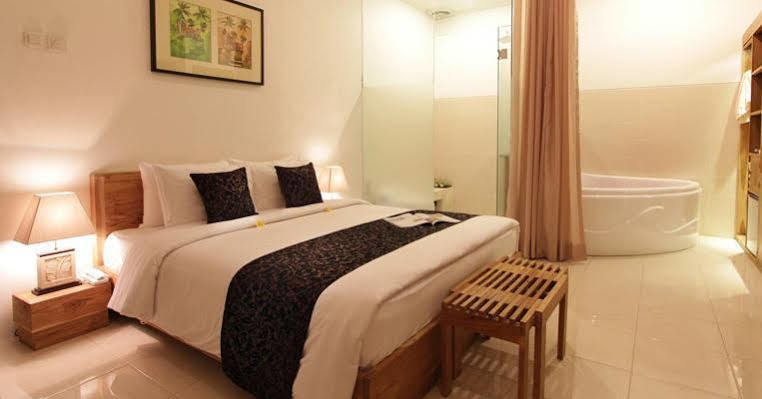 The Adnyana Villas & Spa Denpasar  Exterior photo
